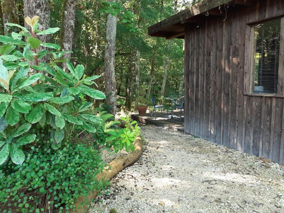 Le Gite De La Cabane De L'Oiseau Couze-et-Saint-Front Exterior foto